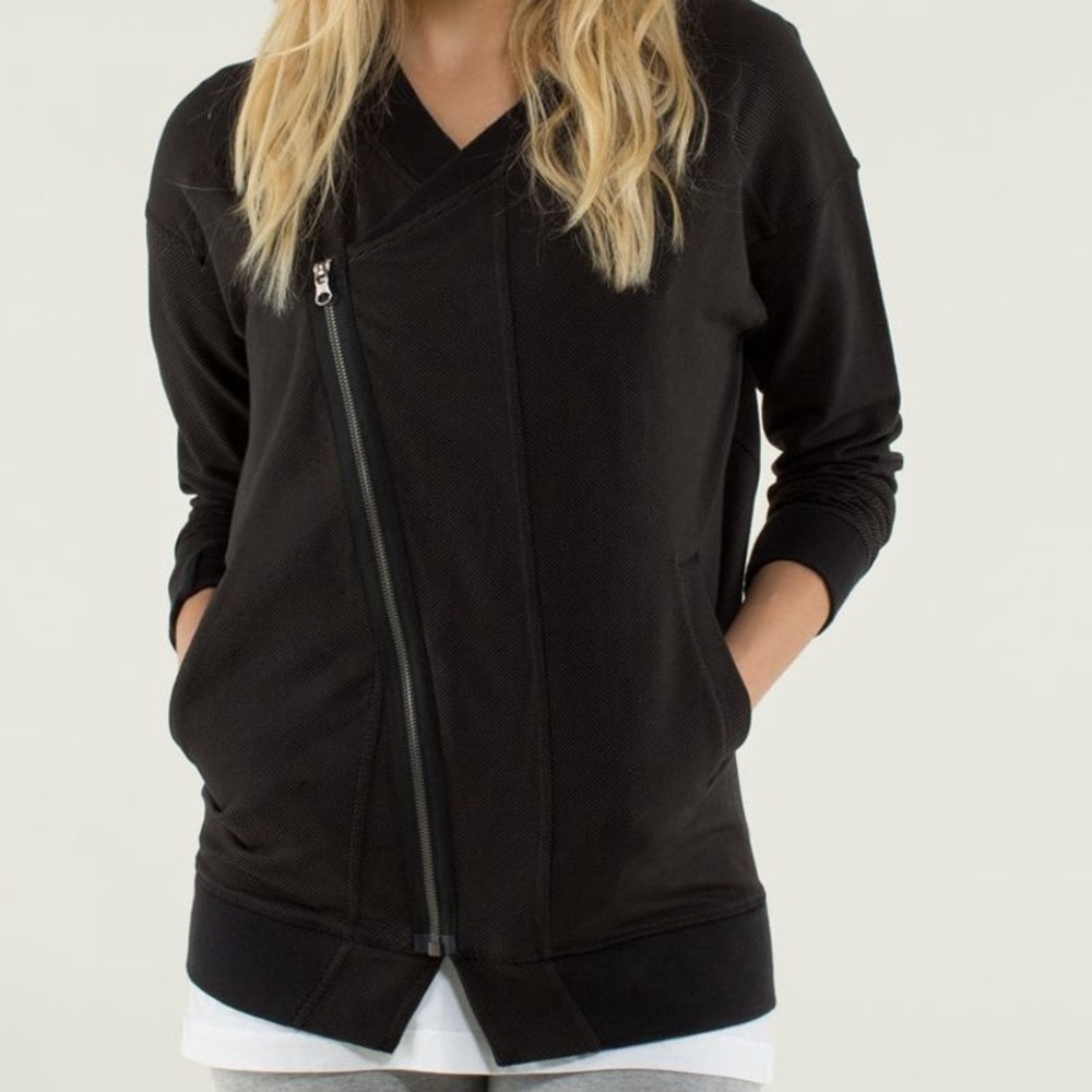 Lululemon Mula bundle wrap assymetrical zip jacket - Picture 1 of 13